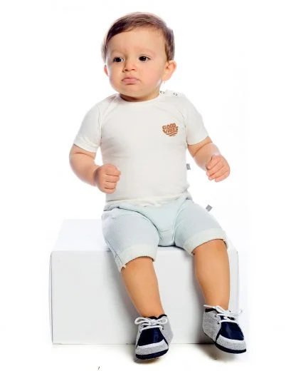 Conjunto Bebê Camiseta e Bermuda - Branco - GG